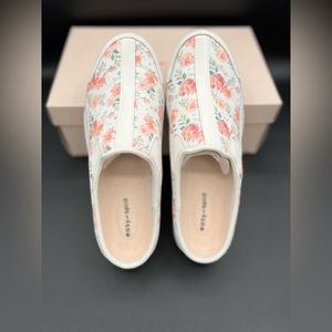 Easy Spirit Women's Traveltime 526 Clog Size 9M